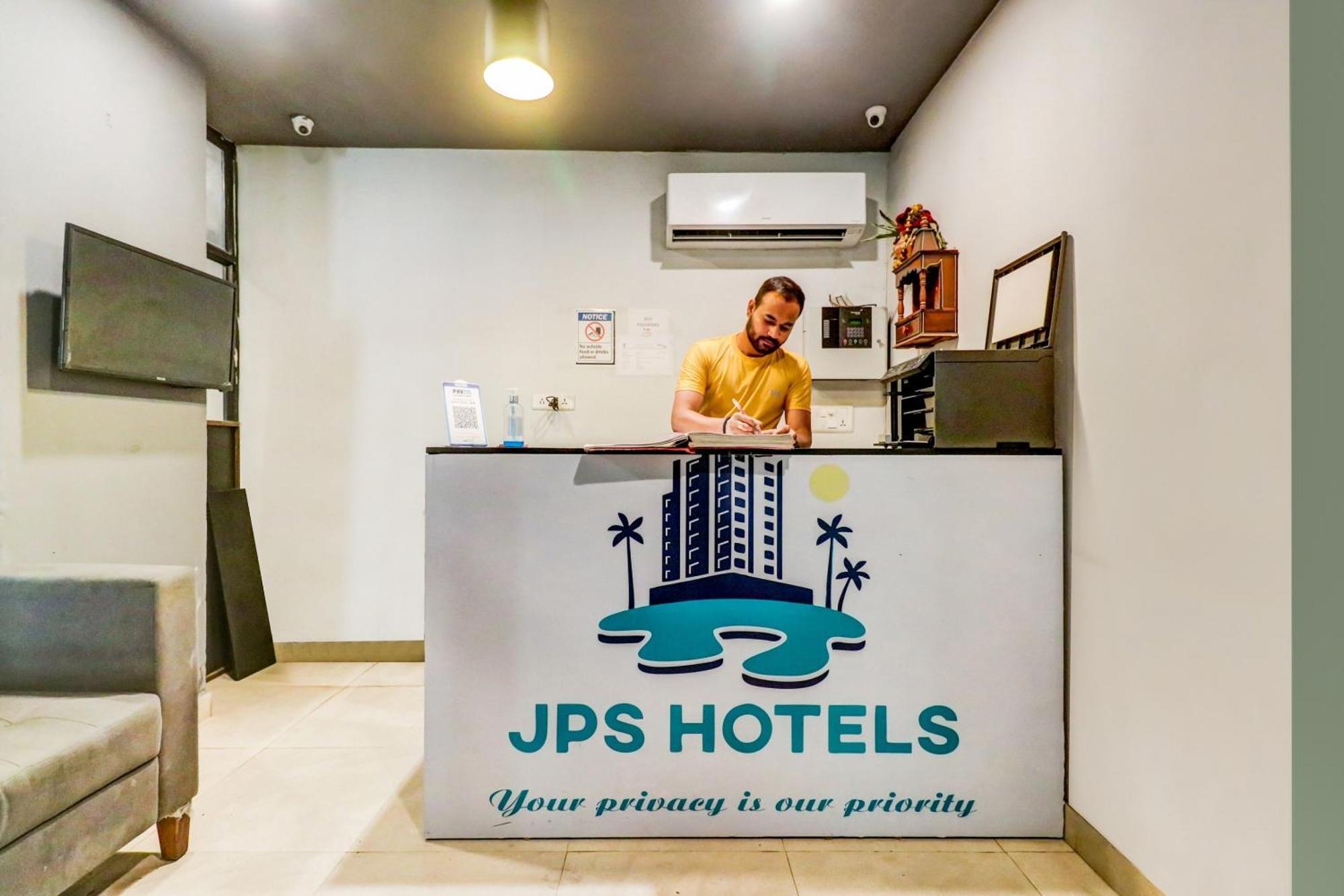 Hotel O Jps Grand Hotel Нью-Делі Екстер'єр фото